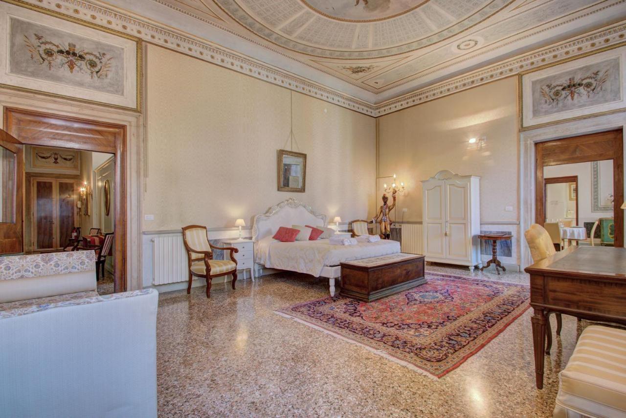Doge Stair, Gorgeous - Bbc Venice Grand 2024 Tour Recorded Here! Eksteriør billede